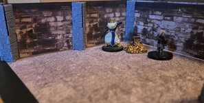 Cobblestone pillars with custom dungeon walls